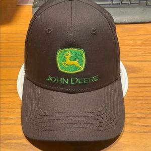 NWOT John Deere logo hat